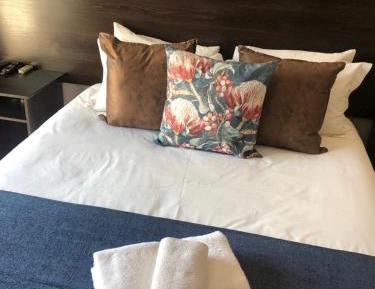 Queen Room