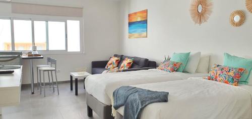 Studio with Sofa Bed