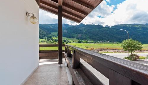 Five-Bedroom Apartment