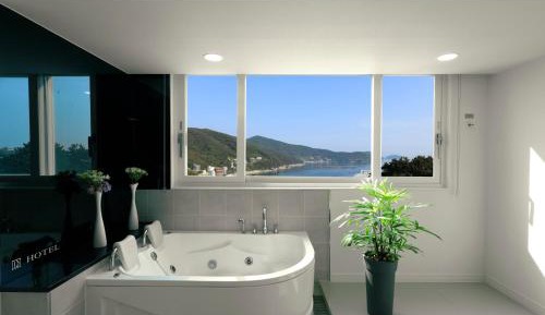 Deluxe Double Room with Sea View