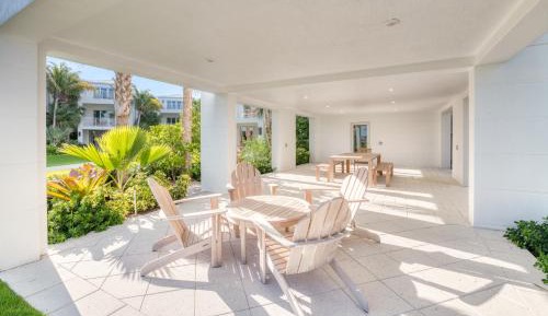 Four-Bedroom Waterfront Villa