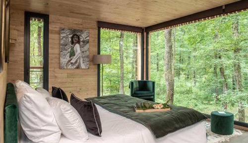 Essentielle - Suite with Hot Tub