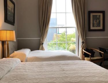 Family Room - 2 Doubles