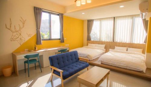 Quadruple Room with Private Bathroom