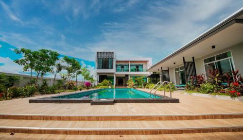 Double Room with Pool View