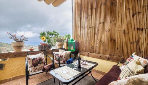 Superior One-Bedroom Apartment