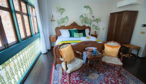 Deluxe Double Room with Balcony