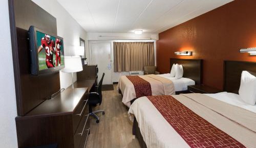 Deluxe Room with Two Double Beds Smoke Free