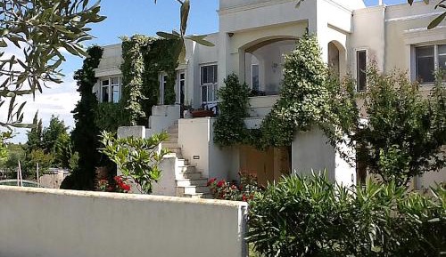 Apartment with Garden View