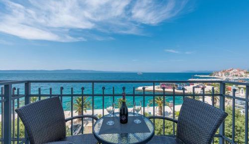 Studio Apartment with Sea View