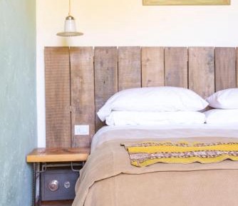 Holiday Home with garden view