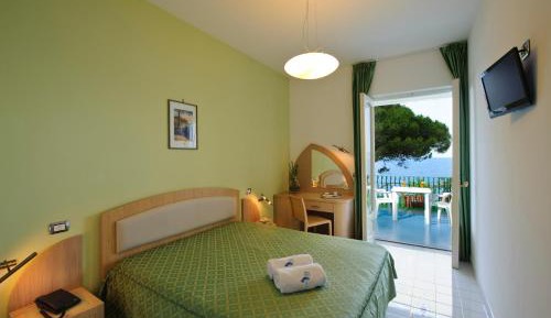 Classic Double Room with Sea View
