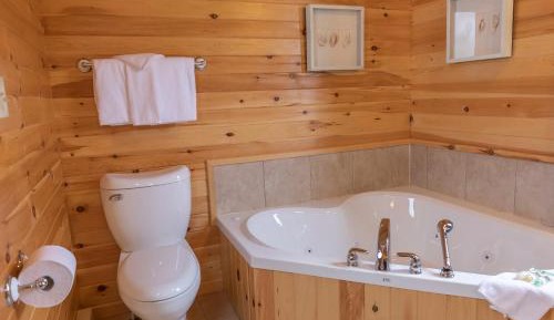 Deluxe Two-Bedroom Cottage