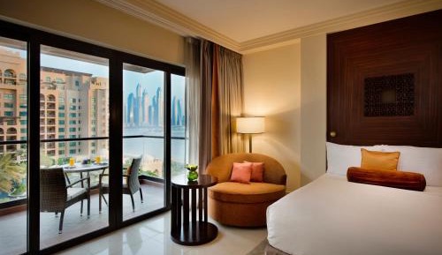 Grand Family Heritage Room with Two King Beds and Balcony
