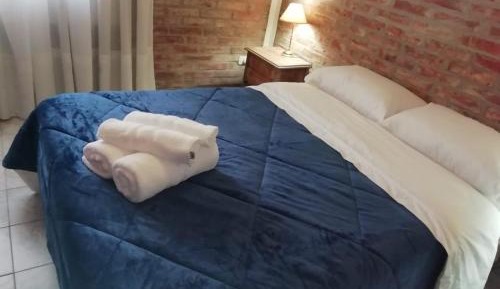 Double or Twin Room with Mountain View