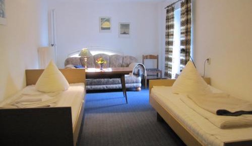 Twin Room with Shared Bathroom