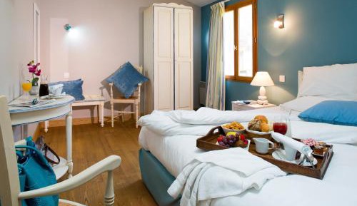 Adele Comfort Double Room