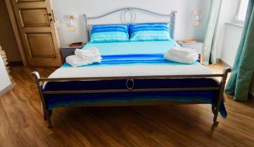 Deluxe Double Room with Balcony and Sea View