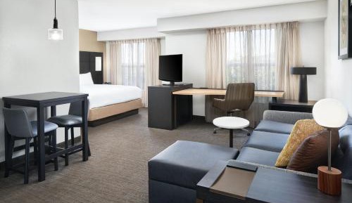 King Room with Sofa Bed - High Floor