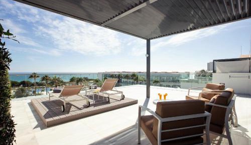 Deluxe Double Room with Sea View (2 adults)