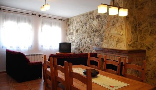 Four-Bedroom Villa (8 Adults)