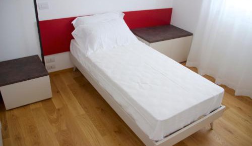 Single Room - Disability Access