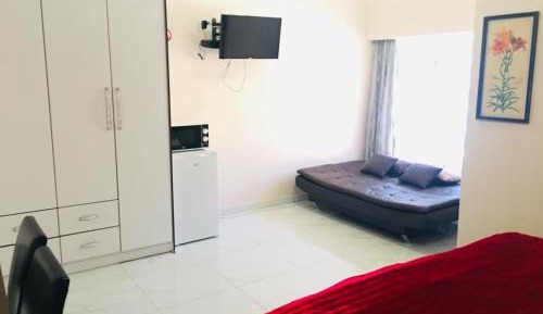 Deluxe Double Room (2 Adults + 1 Child)