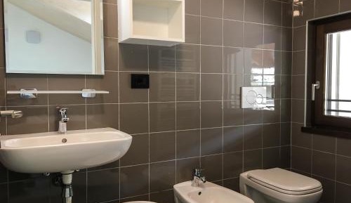 Double or Twin Room with Private Bathroom