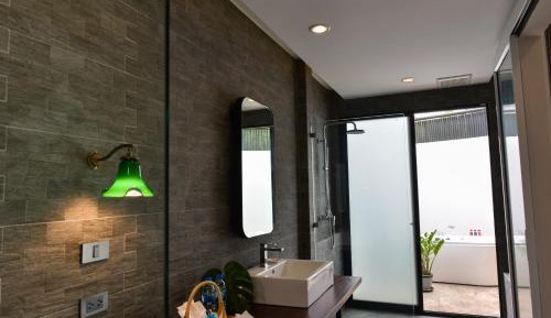 Deluxe Double Room with Garden View