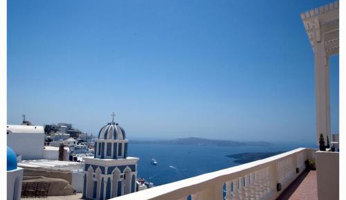 Regular Room Walking path Facing