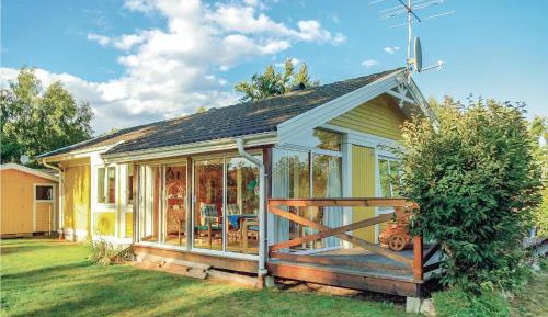Three-Bedroom Holiday Home 