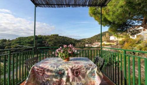 Superior One-Bedroom Apartment