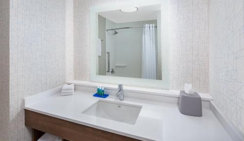 Standard Queen Room with Two Queen Beds