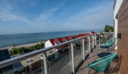 Deluxe Apartment with Balcony and Sea View