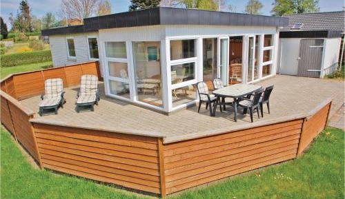 Two-Bedroom Holiday Home