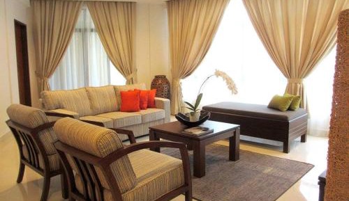 Three-Bedroom Suite Apartment