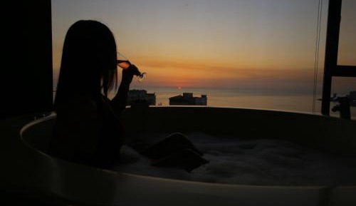 Junior Suite with Hot Tub