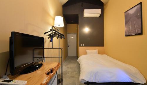 Single Room - Non-Smoking