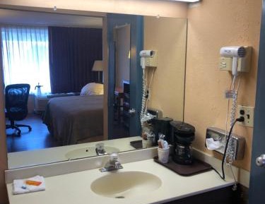 King Room - Non-Smoking