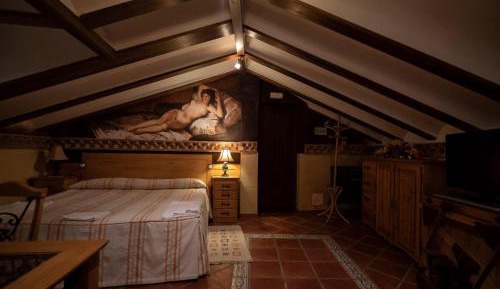 Deluxe Suite with Spa Bath