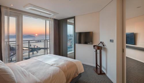 Premier Suite Ocean Terrace