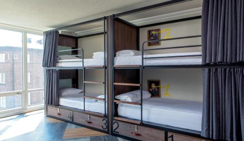 Private 4 - Bed Room 