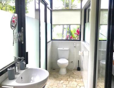 Deluxe Double Room with Side Sea View