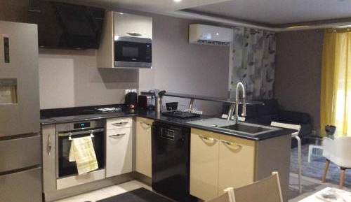 Three-Bedroom Holiday Home 