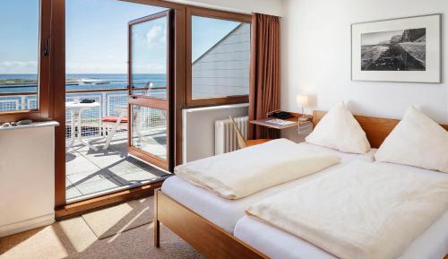 Double Room with Balcony and Sea View