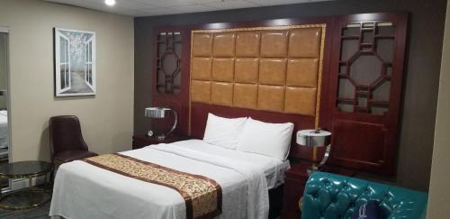 King Room - Non-Smoking