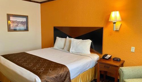 King Room - Non-Smoking