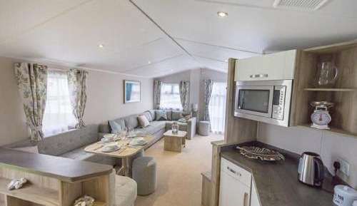 4 Berth Superior Caravan Pet Free