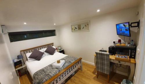 One-Bedroom House