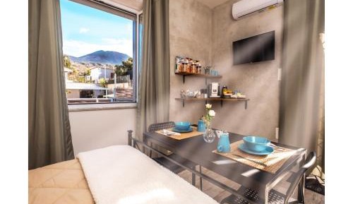 Double Room with Mountain View